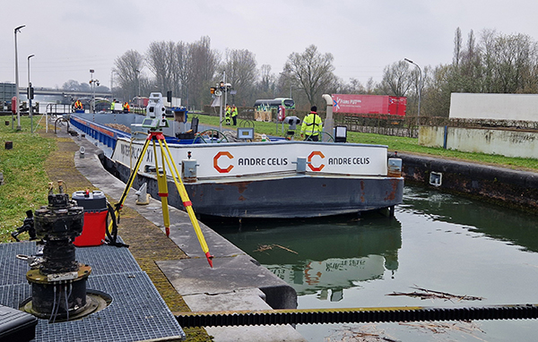 20241011-onbemand-varen-sluis-schip